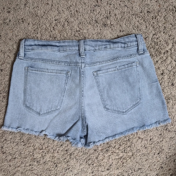 Arizona Jean Company Women's Distressed Light Blue Shorts - Picture 2 of 10